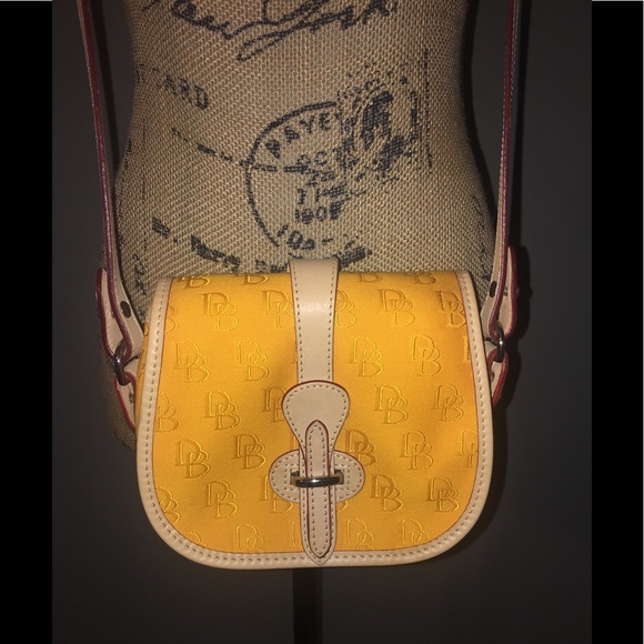 Dooney & Bourke Handbags - Dooney and Bourke Crossbody